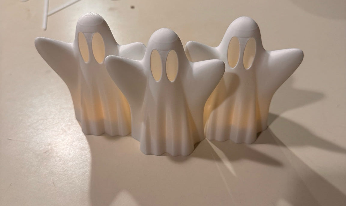 Ghost Trio – Halloween Table Decor